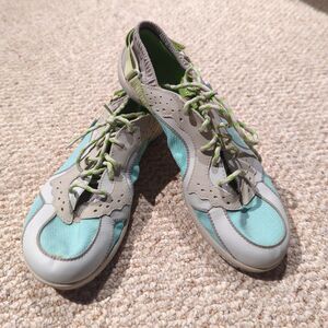 Merrell Swift Glove Barefoot Running Shoes Womens 9.5 Gray Waterproof Athletic